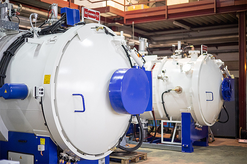 Molybdenum vs Tungsten: The Power Duo of Vacuum Furnaces | DOMADIA™ Guide